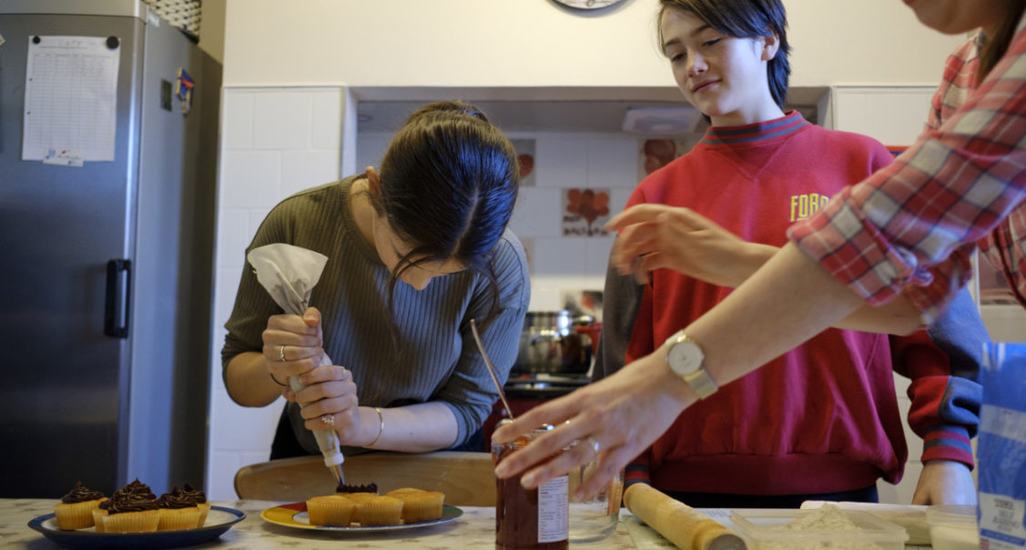 Students in the kitchen at Red Balloon Cambridge