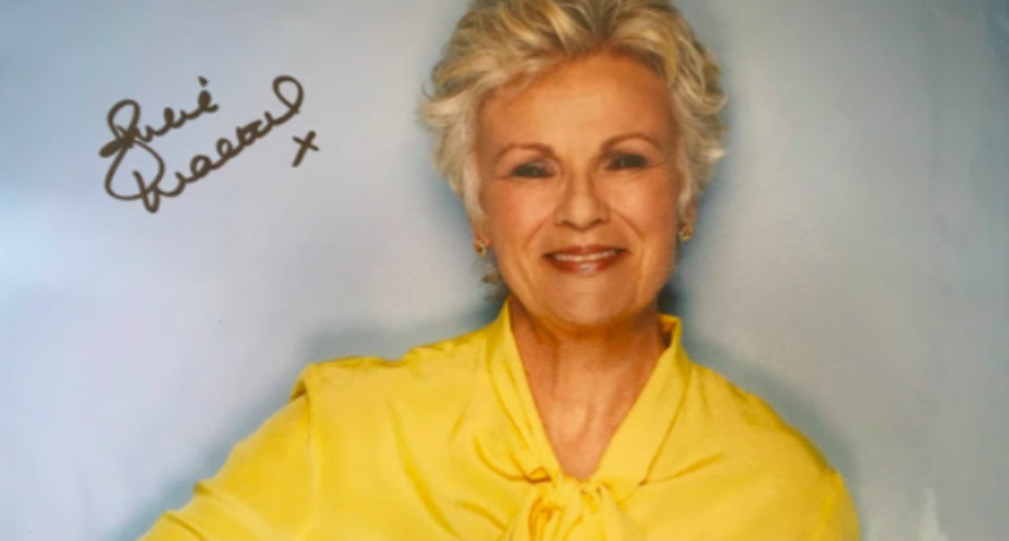 Photo of Julie Walters