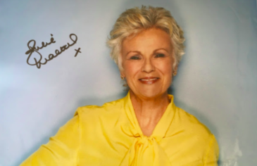 Photo of Julie Walters